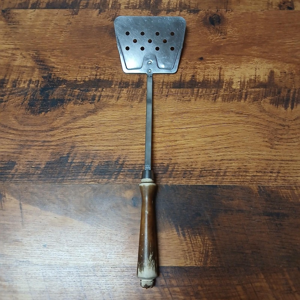 Vintage Ekco Wide Slotted Large‎ Spatula Flipper Meat Chicken Lifter Chrome Wood